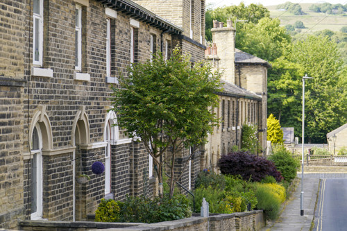 Houses Saltaire 2025